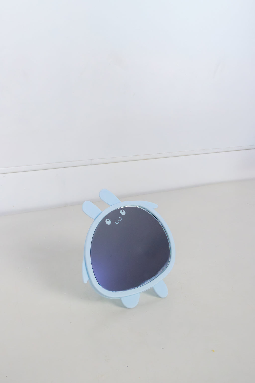 MAKE UP MIRROR ESPEJITO DE CONEJO CELESTE (ITEM 90049-26)