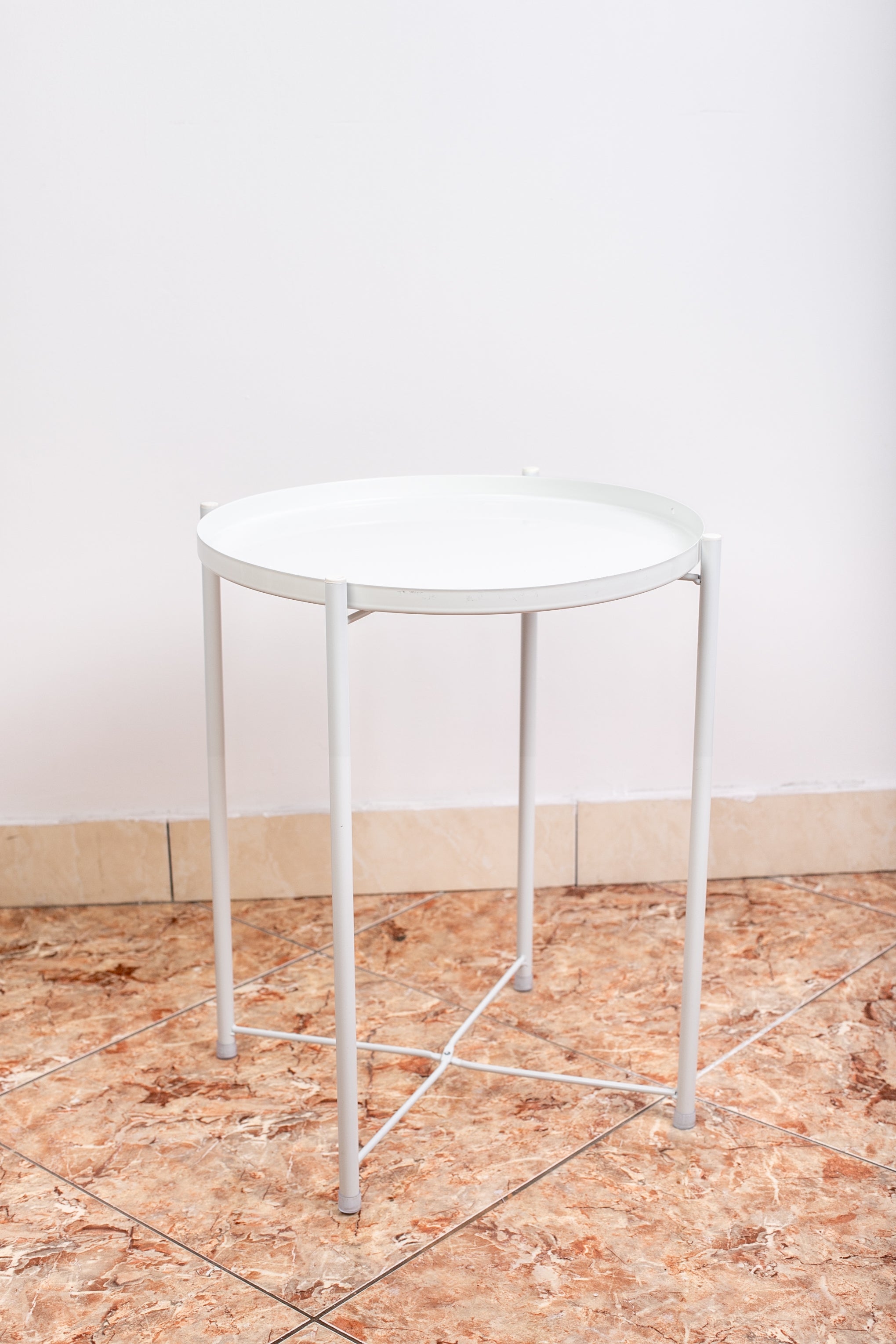 TRAY TABLE (MESA DE NOCHE)