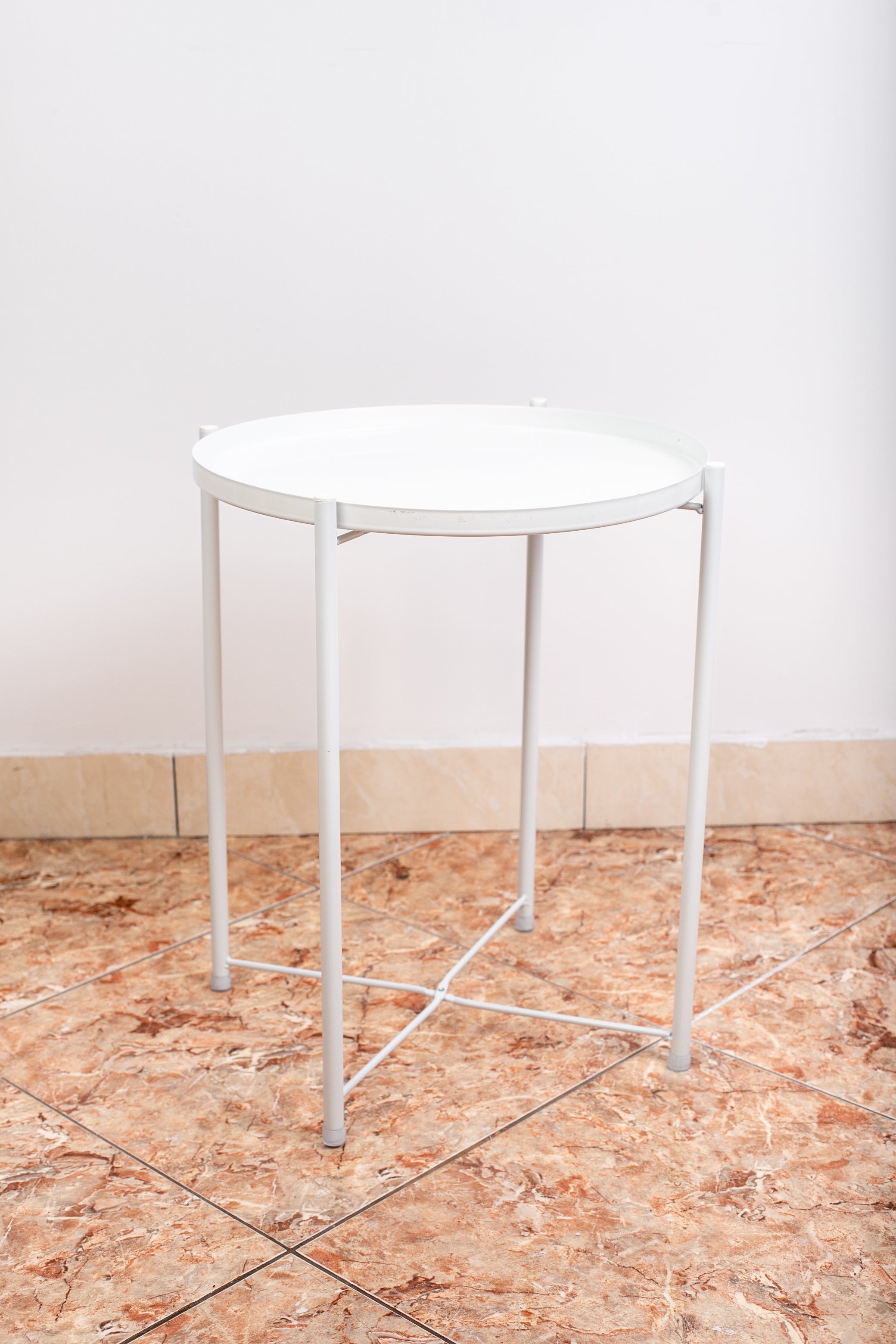 TRAY TABLE (MESA DE NOCHE)